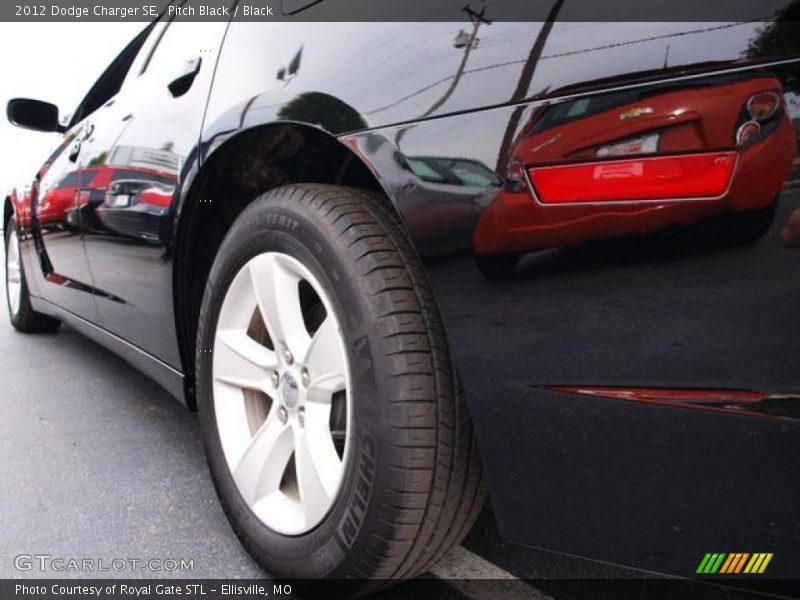 Pitch Black / Black 2012 Dodge Charger SE