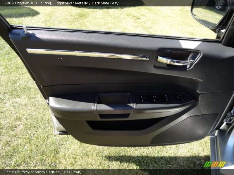Bright Silver Metallic / Dark Slate Gray 2009 Chrysler 300 Touring