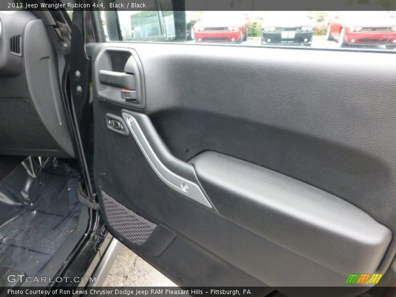 Black / Black 2013 Jeep Wrangler Rubicon 4x4