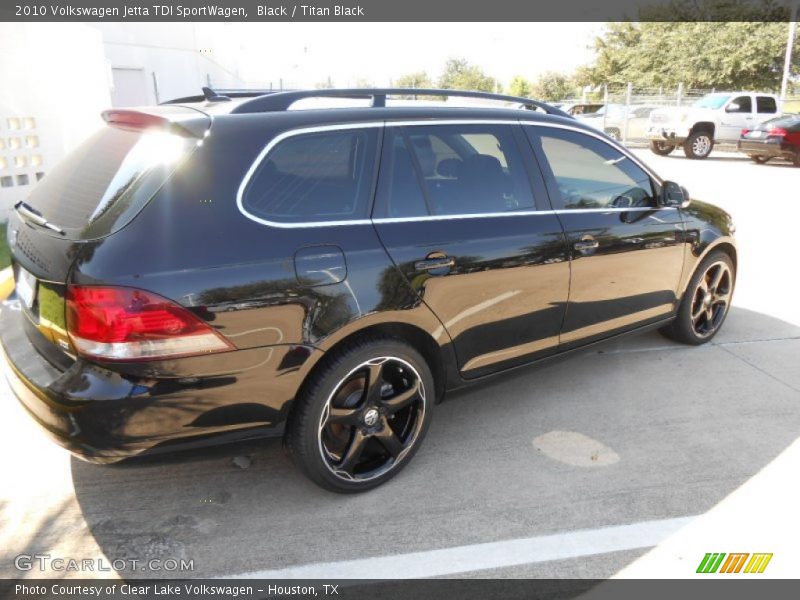Black / Titan Black 2010 Volkswagen Jetta TDI SportWagen
