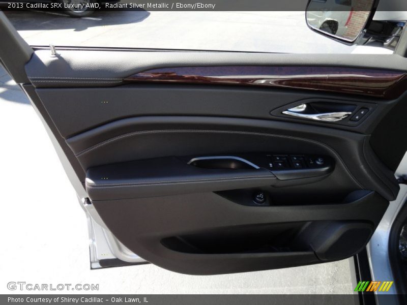 Radiant Silver Metallic / Ebony/Ebony 2013 Cadillac SRX Luxury AWD