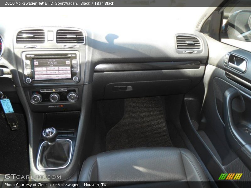 Black / Titan Black 2010 Volkswagen Jetta TDI SportWagen