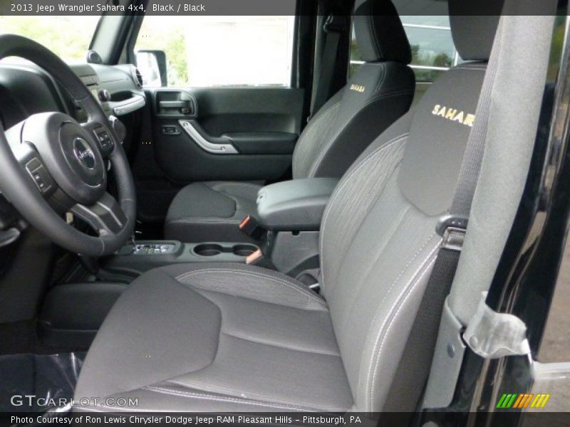  2013 Wrangler Sahara 4x4 Black Interior