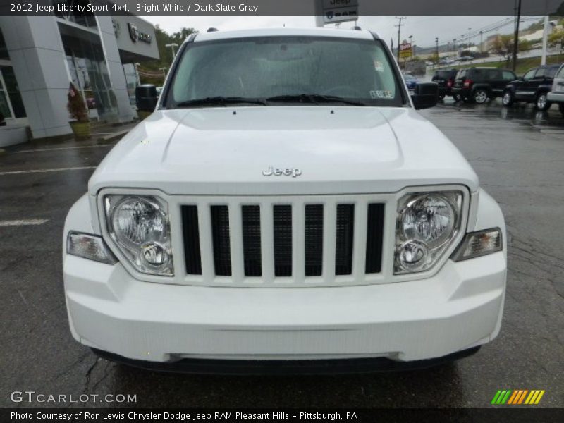 Bright White / Dark Slate Gray 2012 Jeep Liberty Sport 4x4