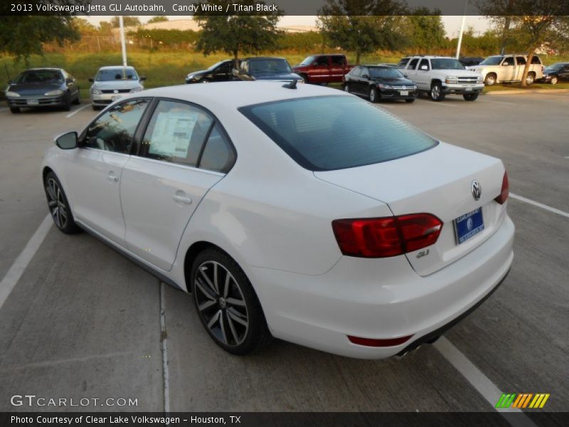 Candy White / Titan Black 2013 Volkswagen Jetta GLI Autobahn