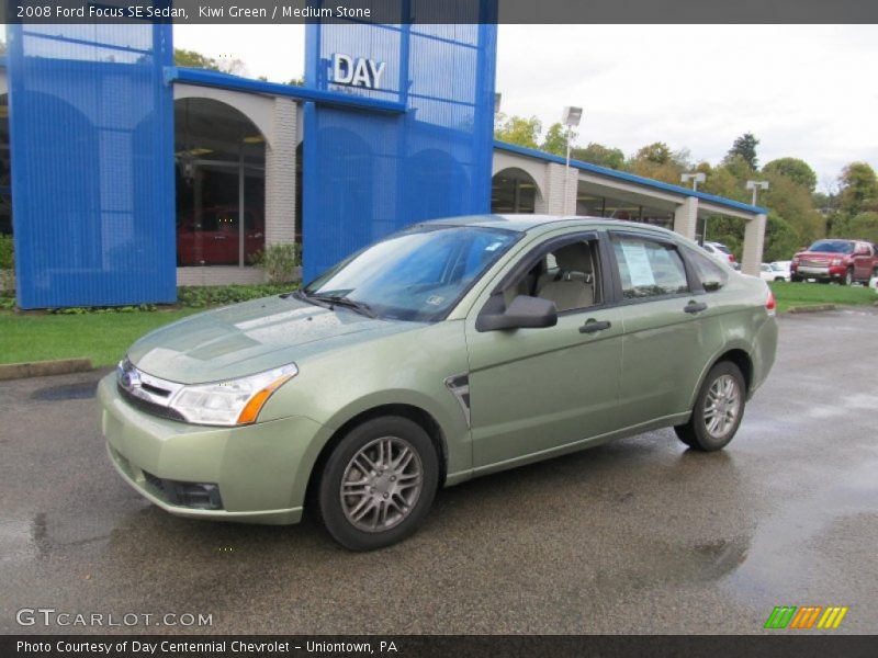 Kiwi Green / Medium Stone 2008 Ford Focus SE Sedan