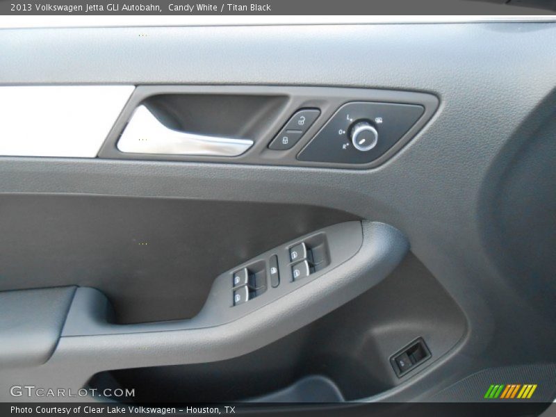 Candy White / Titan Black 2013 Volkswagen Jetta GLI Autobahn