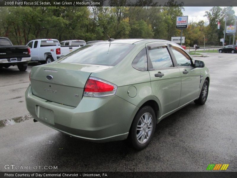 Kiwi Green / Medium Stone 2008 Ford Focus SE Sedan