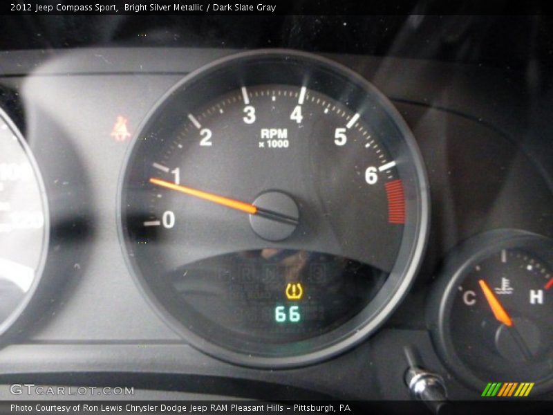 Bright Silver Metallic / Dark Slate Gray 2012 Jeep Compass Sport