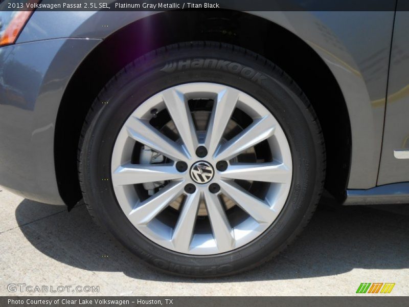 Platinum Gray Metallic / Titan Black 2013 Volkswagen Passat 2.5L SEL