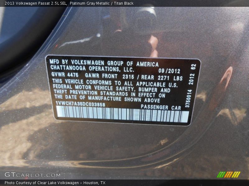Platinum Gray Metallic / Titan Black 2013 Volkswagen Passat 2.5L SEL