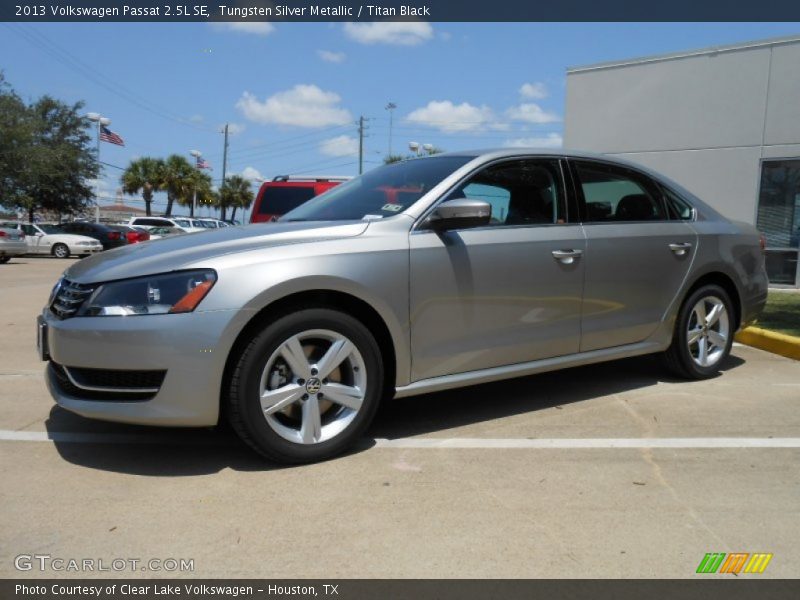 Tungsten Silver Metallic / Titan Black 2013 Volkswagen Passat 2.5L SE