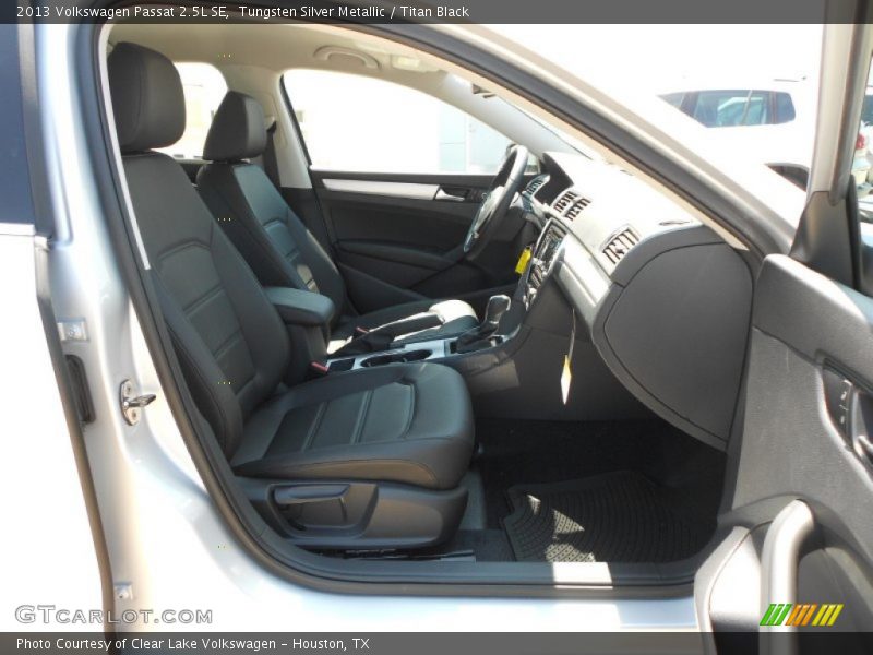 Tungsten Silver Metallic / Titan Black 2013 Volkswagen Passat 2.5L SE