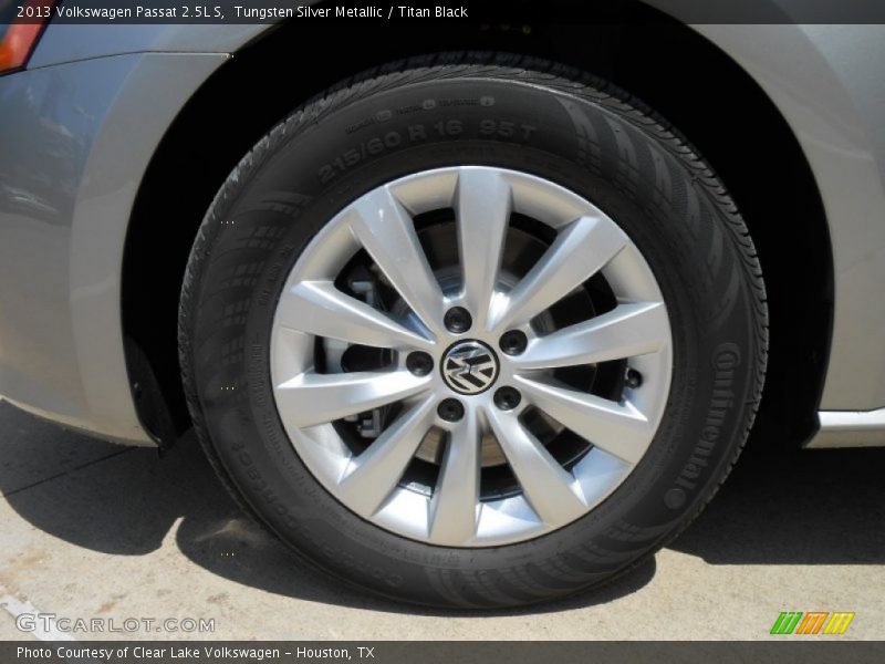 Tungsten Silver Metallic / Titan Black 2013 Volkswagen Passat 2.5L S