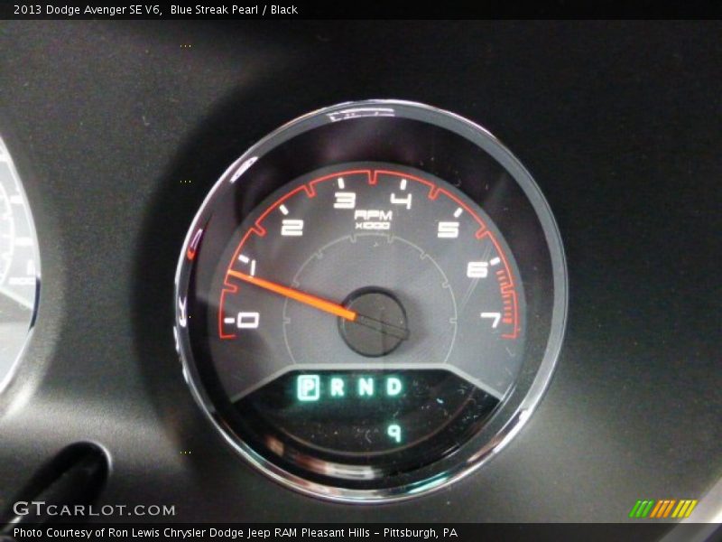 Blue Streak Pearl / Black 2013 Dodge Avenger SE V6