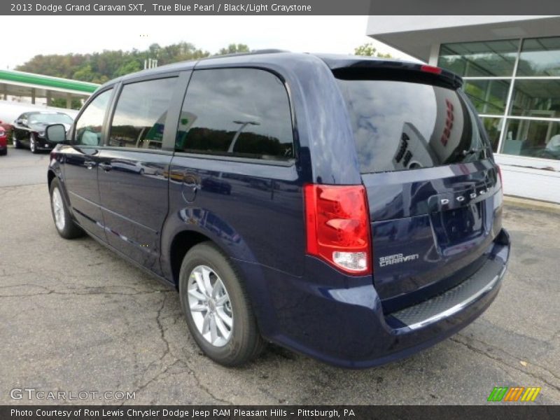 True Blue Pearl / Black/Light Graystone 2013 Dodge Grand Caravan SXT