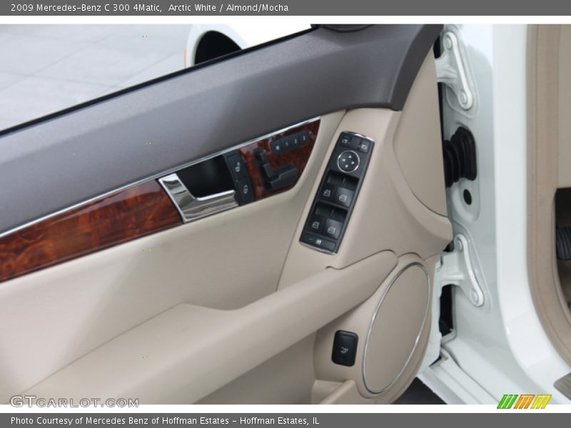 Arctic White / Almond/Mocha 2009 Mercedes-Benz C 300 4Matic