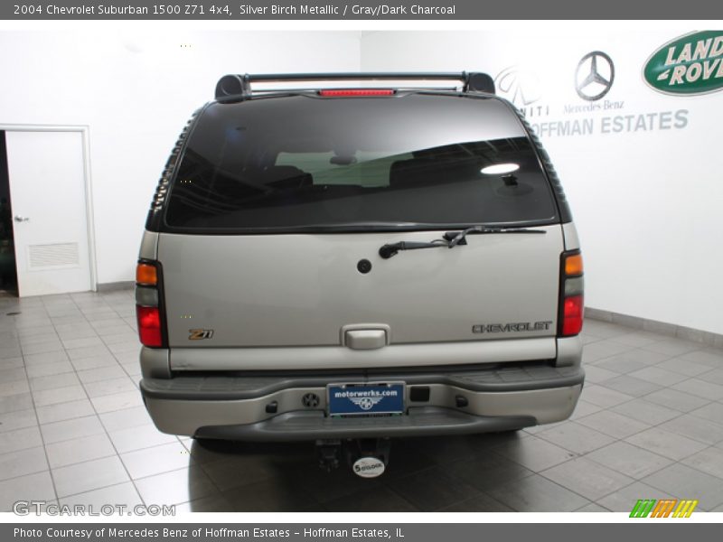 Silver Birch Metallic / Gray/Dark Charcoal 2004 Chevrolet Suburban 1500 Z71 4x4