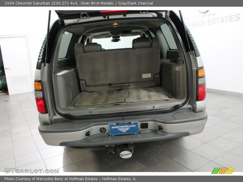 Silver Birch Metallic / Gray/Dark Charcoal 2004 Chevrolet Suburban 1500 Z71 4x4