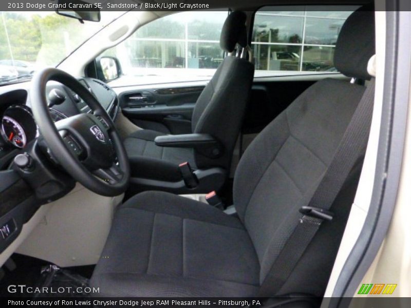 Sandstone / Black/Light Graystone 2013 Dodge Grand Caravan SE