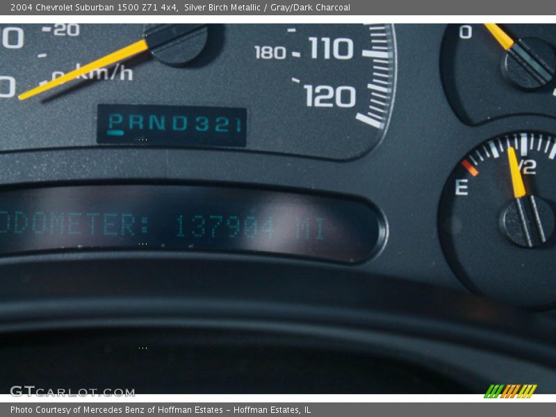 Silver Birch Metallic / Gray/Dark Charcoal 2004 Chevrolet Suburban 1500 Z71 4x4