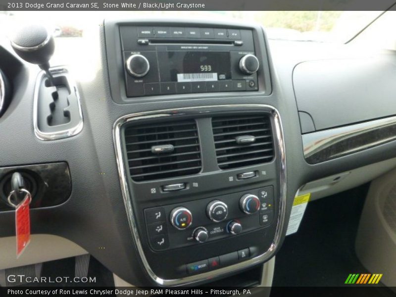 Stone White / Black/Light Graystone 2013 Dodge Grand Caravan SE