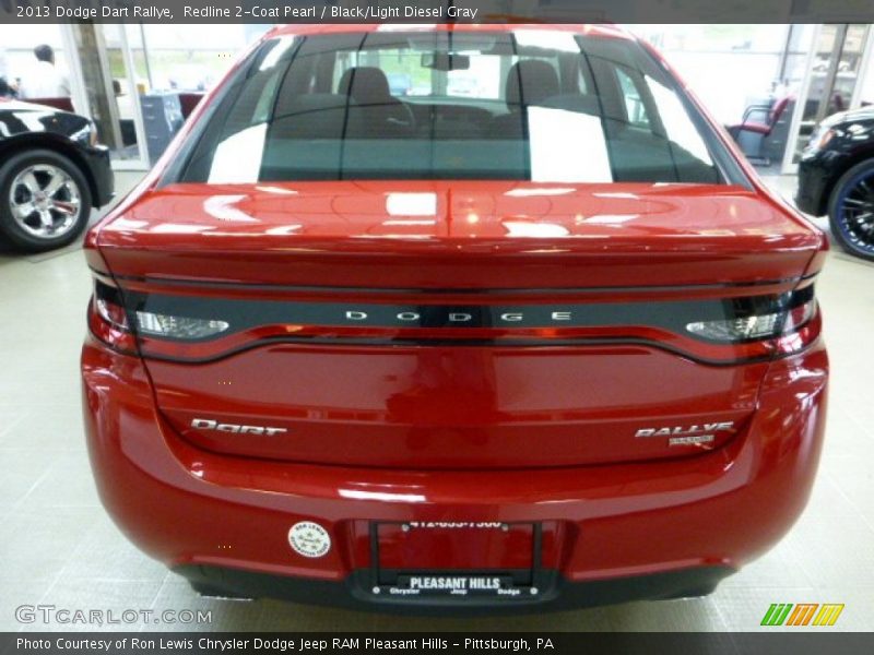 Redline 2-Coat Pearl / Black/Light Diesel Gray 2013 Dodge Dart Rallye