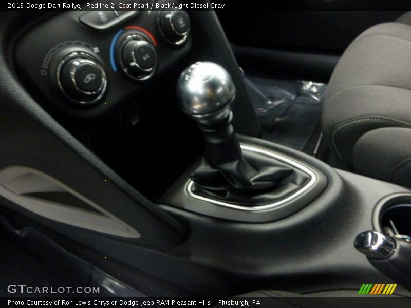 Redline 2-Coat Pearl / Black/Light Diesel Gray 2013 Dodge Dart Rallye