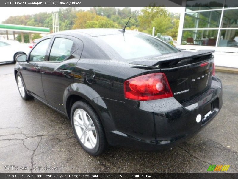  2013 Avenger SXT V6 Black