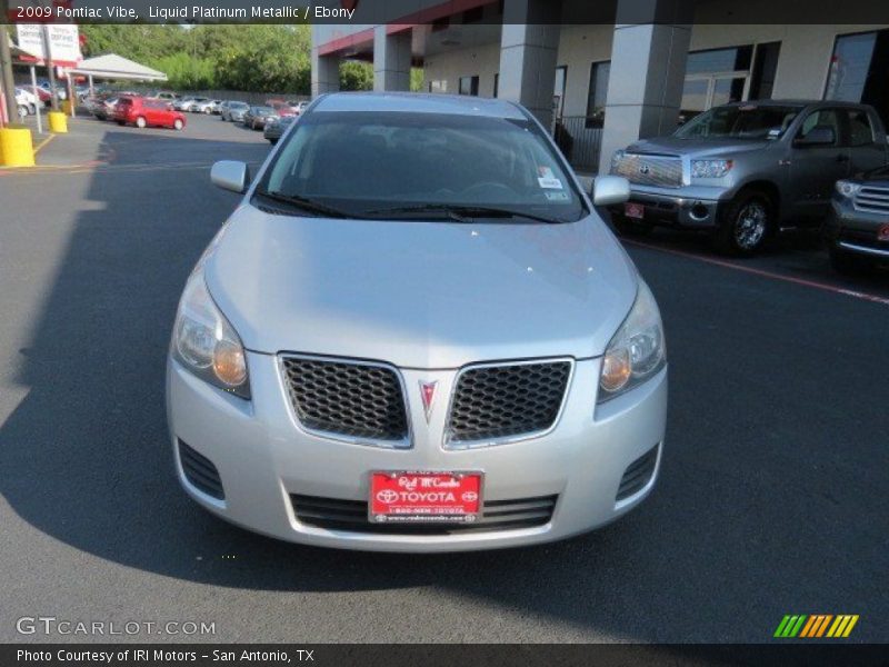 Liquid Platinum Metallic / Ebony 2009 Pontiac Vibe