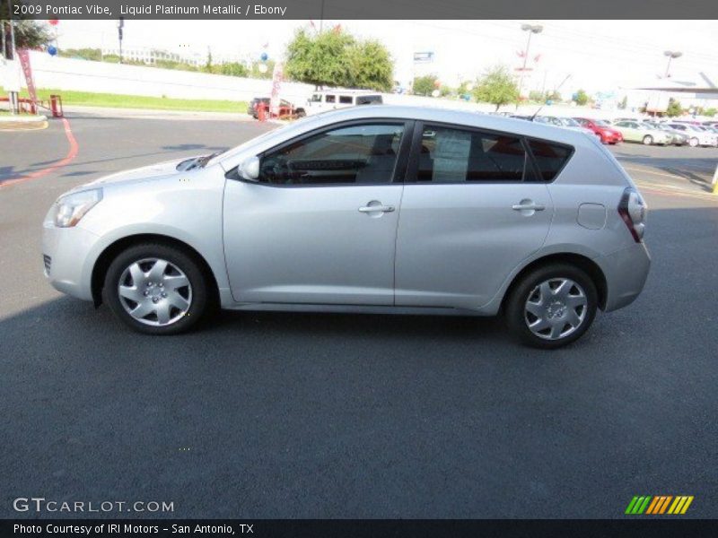 Liquid Platinum Metallic / Ebony 2009 Pontiac Vibe