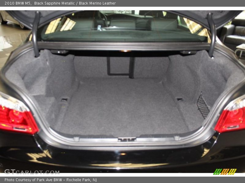  2010 M5  Trunk