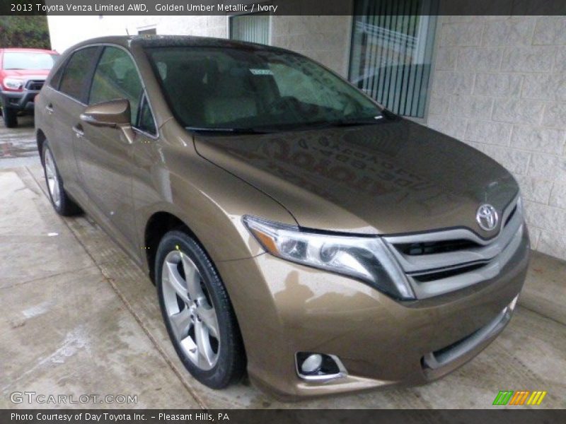 Front 3/4 View of 2013 Venza Limited AWD