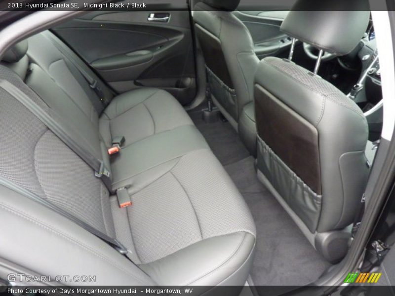 Midnight Black / Black 2013 Hyundai Sonata SE