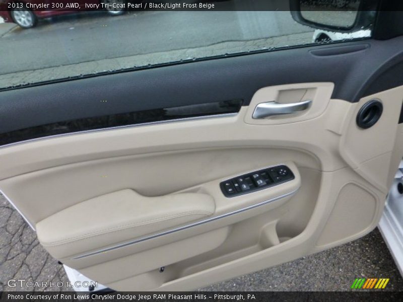 Ivory Tri-Coat Pearl / Black/Light Frost Beige 2013 Chrysler 300 AWD