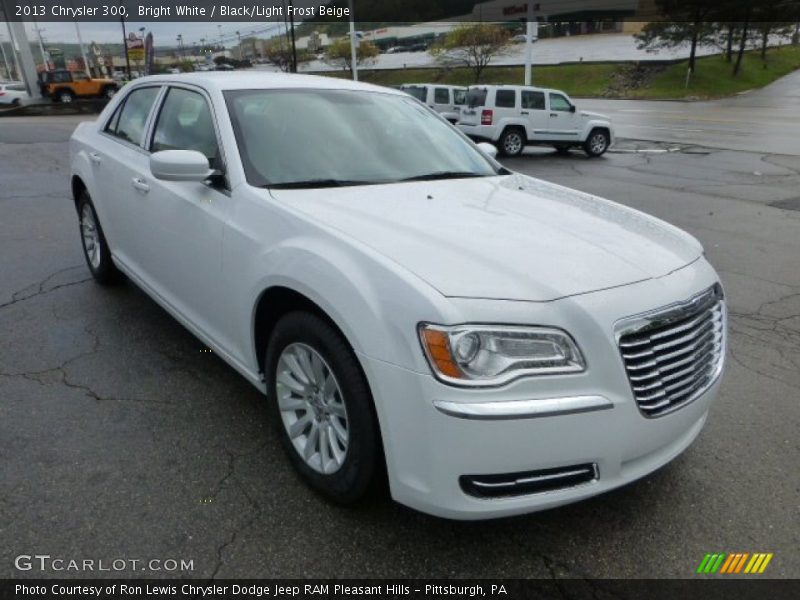 Bright White / Black/Light Frost Beige 2013 Chrysler 300