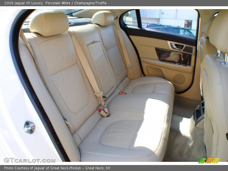 Porcelain White / Champagne/Truffle 2009 Jaguar XF Luxury