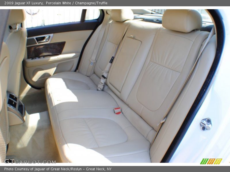 Porcelain White / Champagne/Truffle 2009 Jaguar XF Luxury