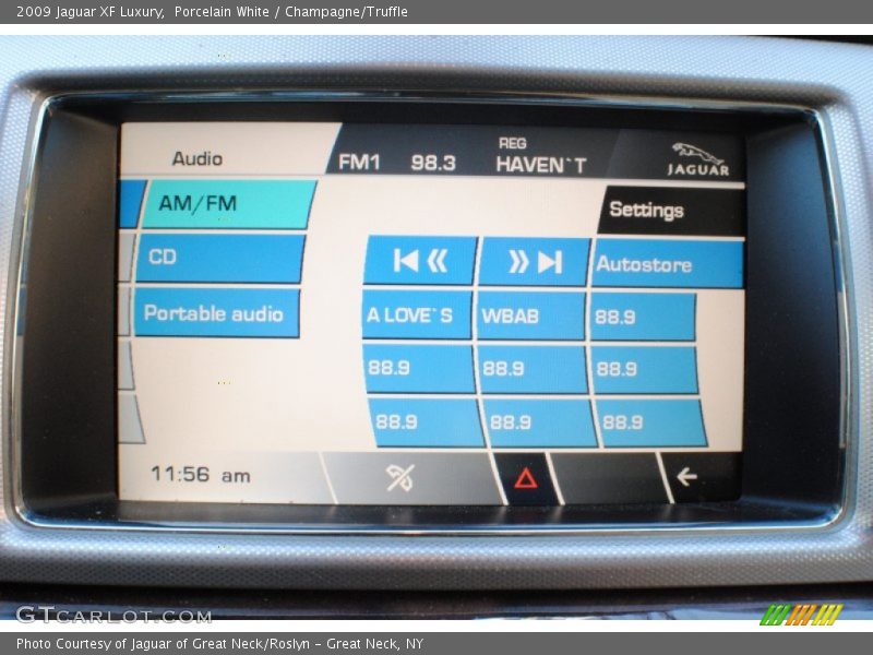 Porcelain White / Champagne/Truffle 2009 Jaguar XF Luxury