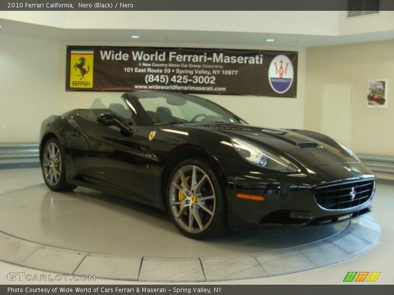 Nero (Black) / Nero 2010 Ferrari California