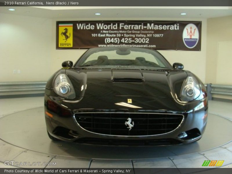 Nero (Black) / Nero 2010 Ferrari California