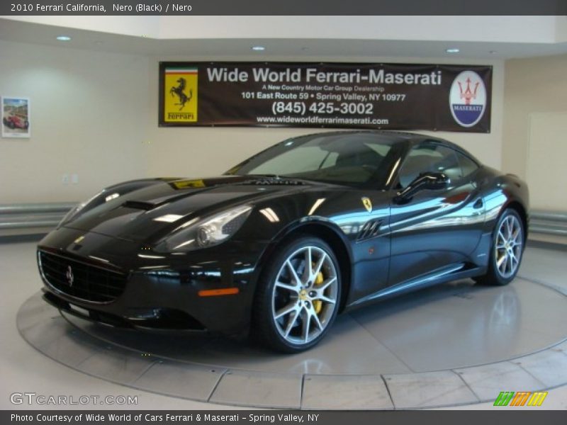 Nero (Black) / Nero 2010 Ferrari California