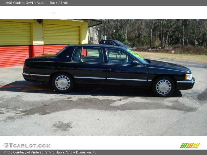 Black / Shale 1998 Cadillac DeVille Sedan