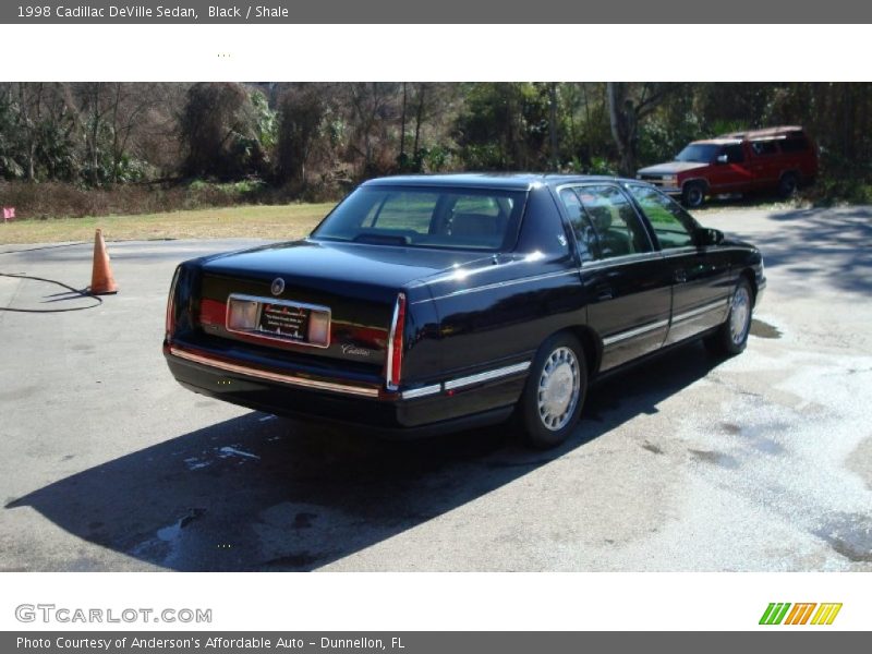 Black / Shale 1998 Cadillac DeVille Sedan