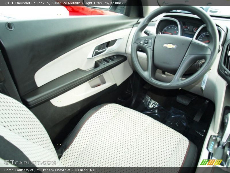 Silver Ice Metallic / Light Titanium/Jet Black 2011 Chevrolet Equinox LS