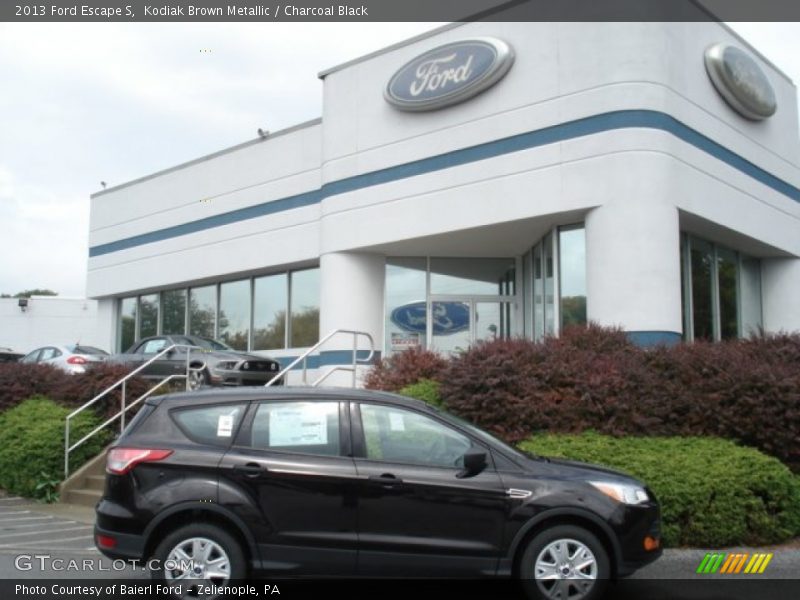 Kodiak Brown Metallic / Charcoal Black 2013 Ford Escape S
