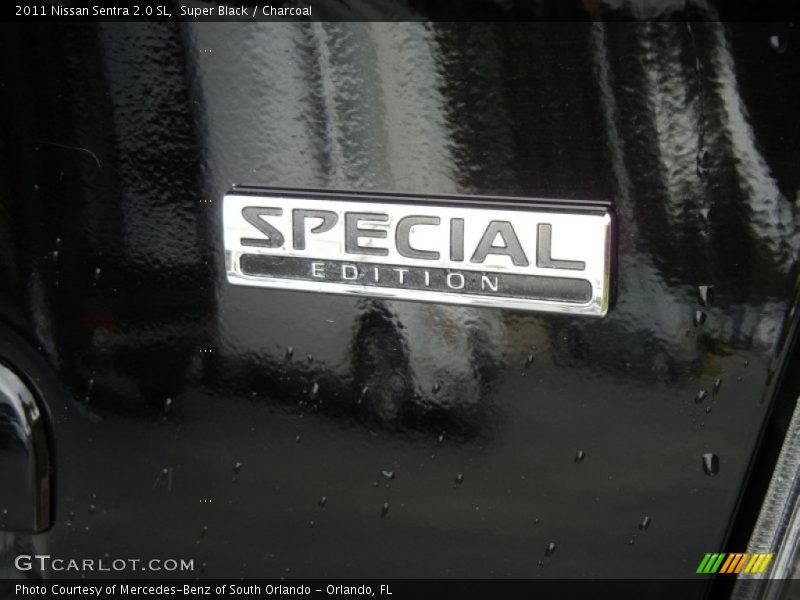 Super Black / Charcoal 2011 Nissan Sentra 2.0 SL