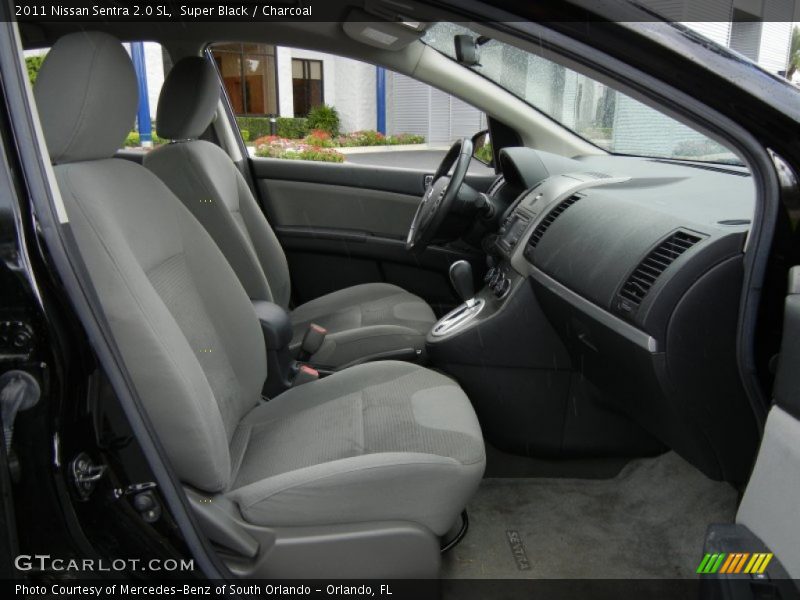 Super Black / Charcoal 2011 Nissan Sentra 2.0 SL