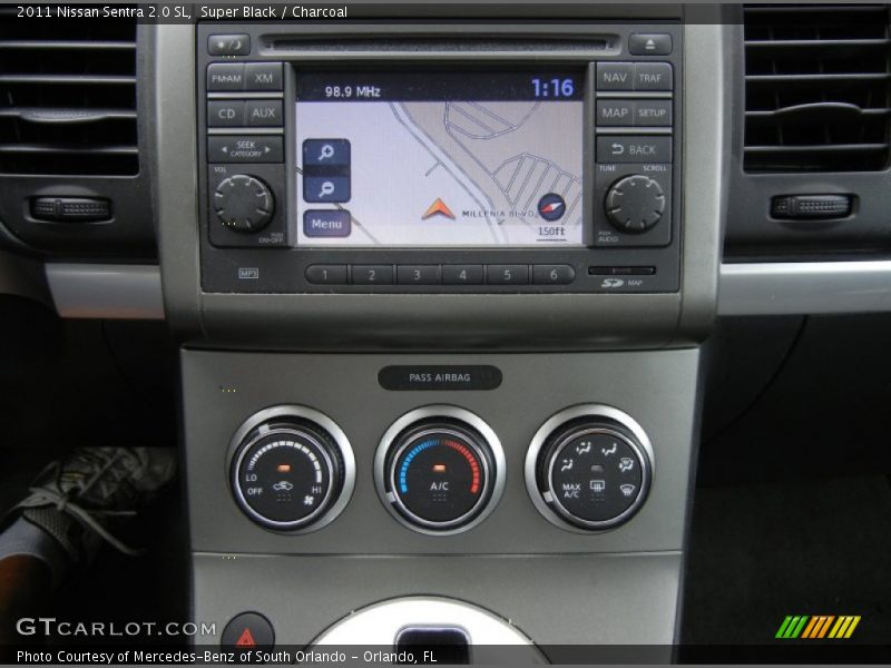 Super Black / Charcoal 2011 Nissan Sentra 2.0 SL