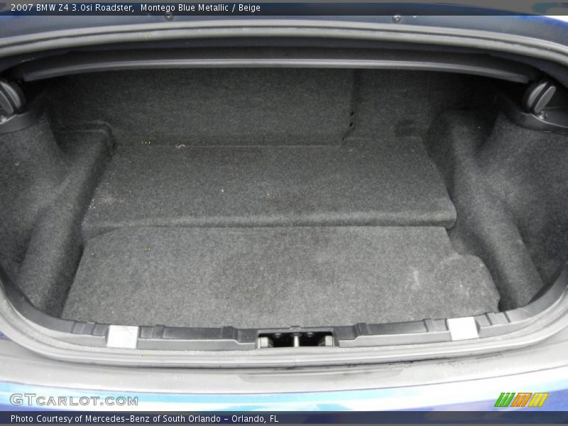  2007 Z4 3.0si Roadster Trunk